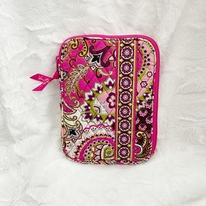 VERA BRADLEY Very Berry Paisley Tablet Case NWT